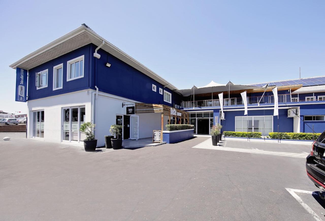 New National Hotel And Conference Parow Eksteriør billede