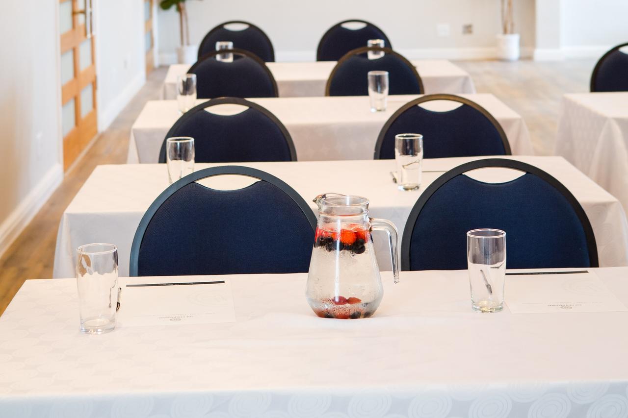 New National Hotel And Conference Parow Eksteriør billede