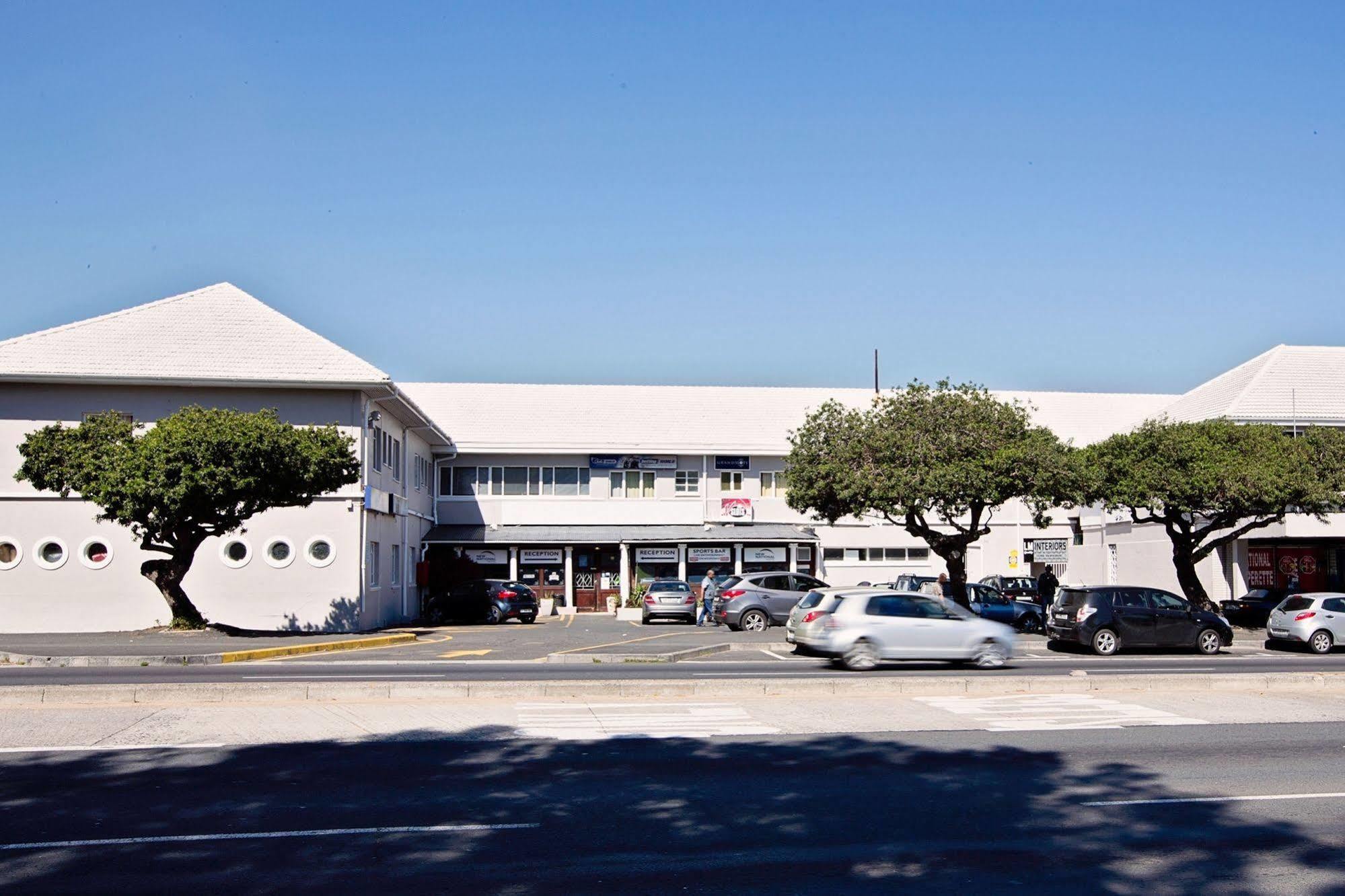 New National Hotel And Conference Parow Eksteriør billede