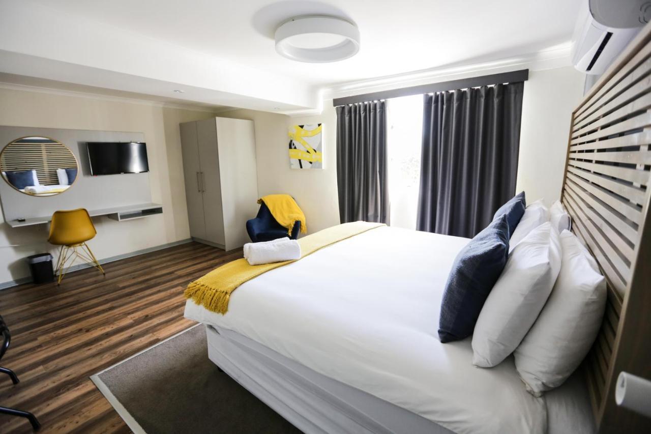 New National Hotel And Conference Parow Eksteriør billede